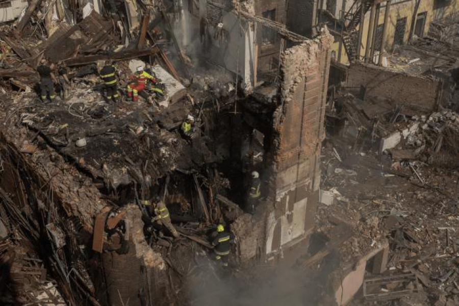 Rússia e Ucrânia trocam ataques utilizando mais de 200 drones