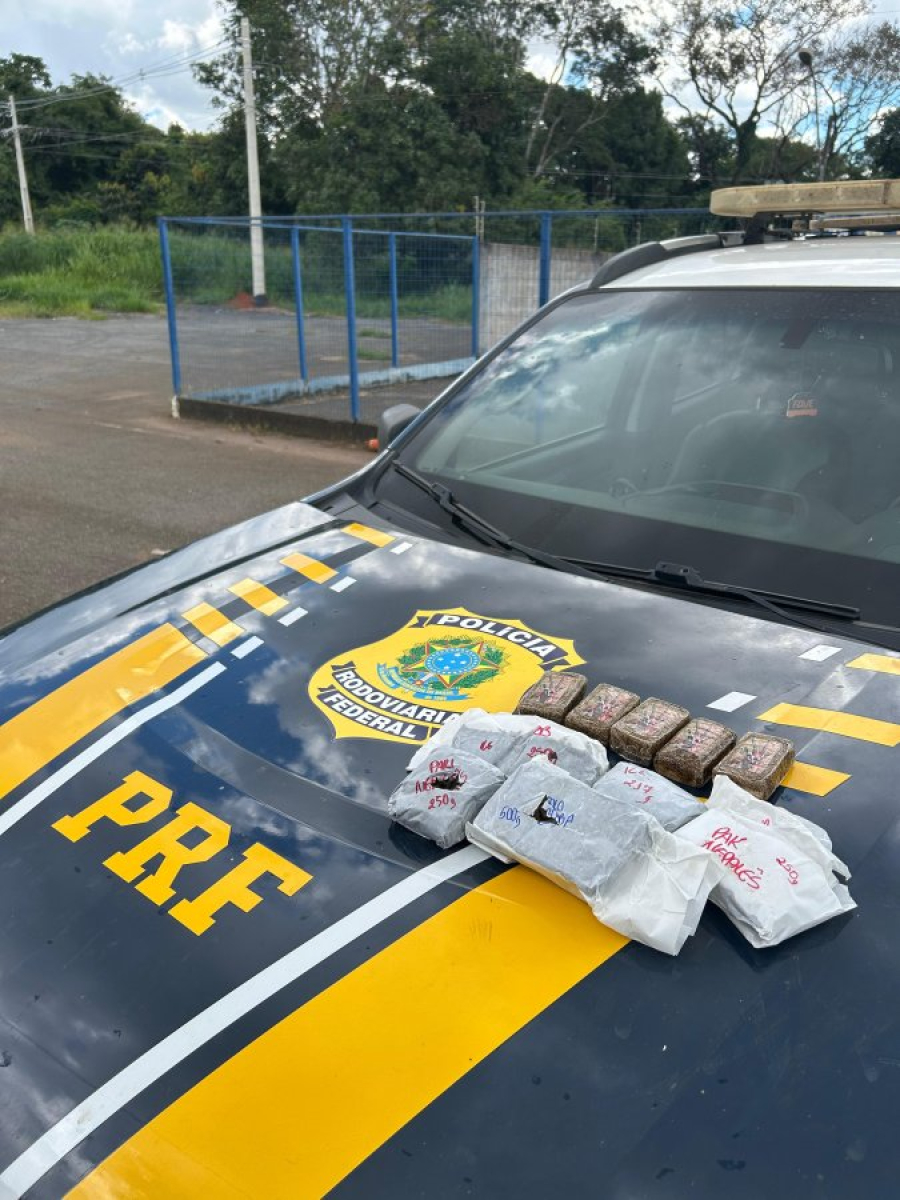 Rota Interceptada: Passageiros de ônibus são presos com drogas de alto valor na BR-365 em Patos de Minas