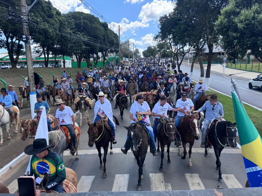 Sábado marcou a realização da 2ª Queima do Alho e Cavalgada Femcafé 2026 em Patrocínio!