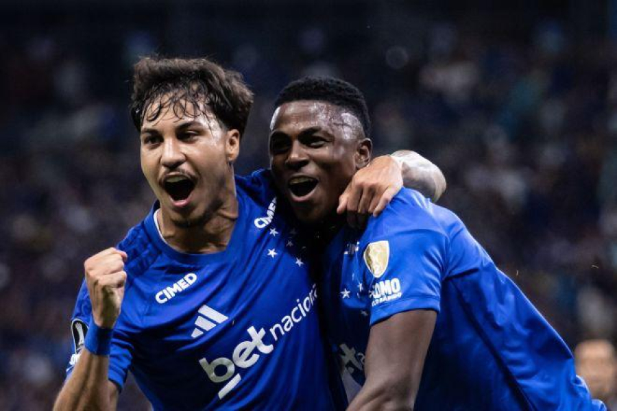 Néiser decide, Cruzeiro supera Boca Juniors no Mineirão e volta a vencer na Libertadores