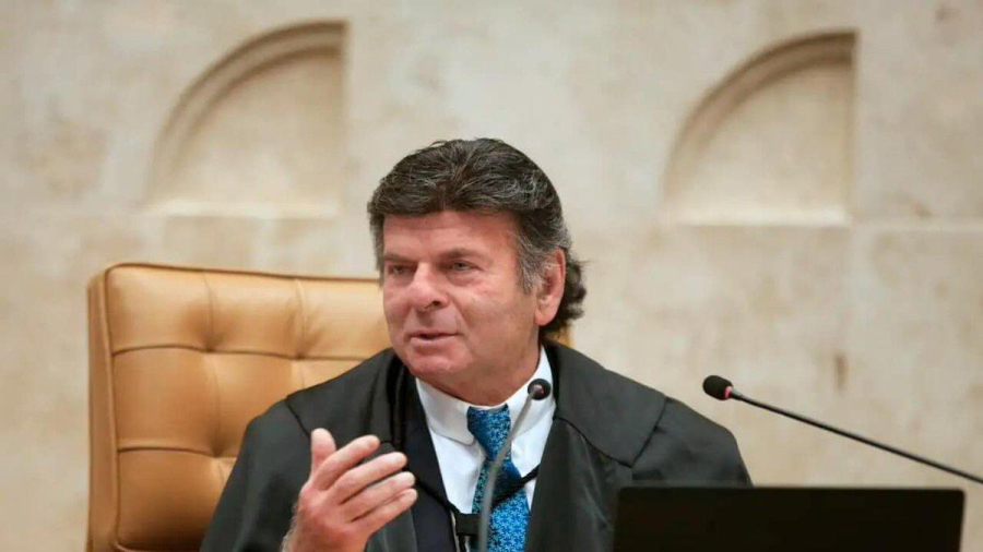 Fux se alinha a Mendonça e Nunes Marques e sinaliza que a Segunda Turma do STF pode rever sentença de Bolsonaro