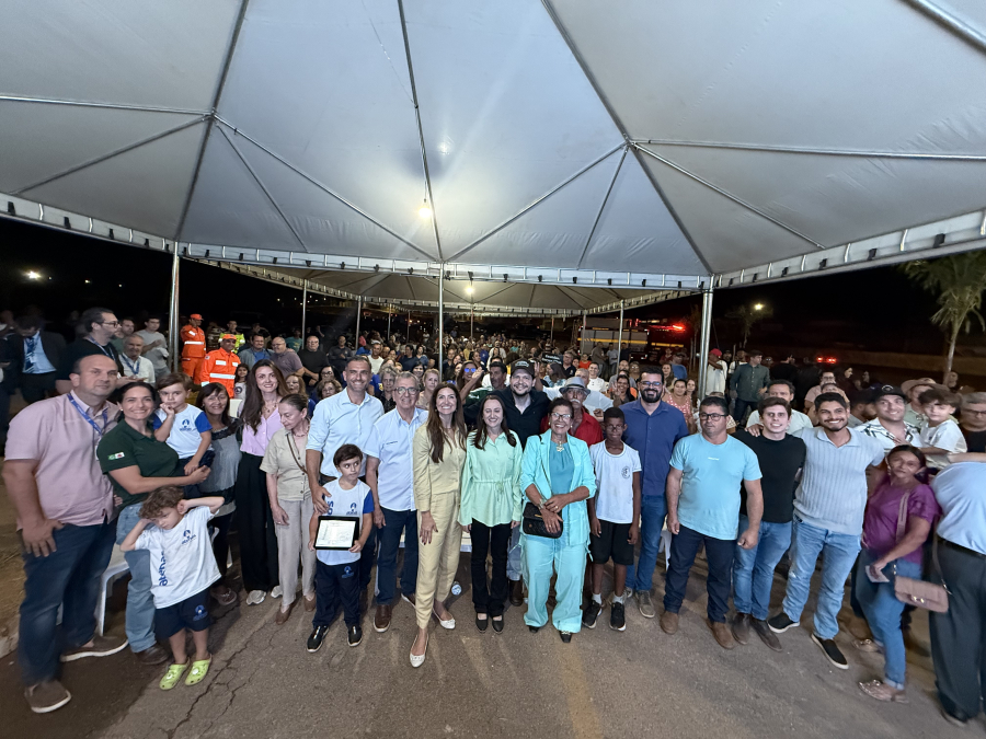 Passarela da BR-365 é inaugurada em Patrocínio