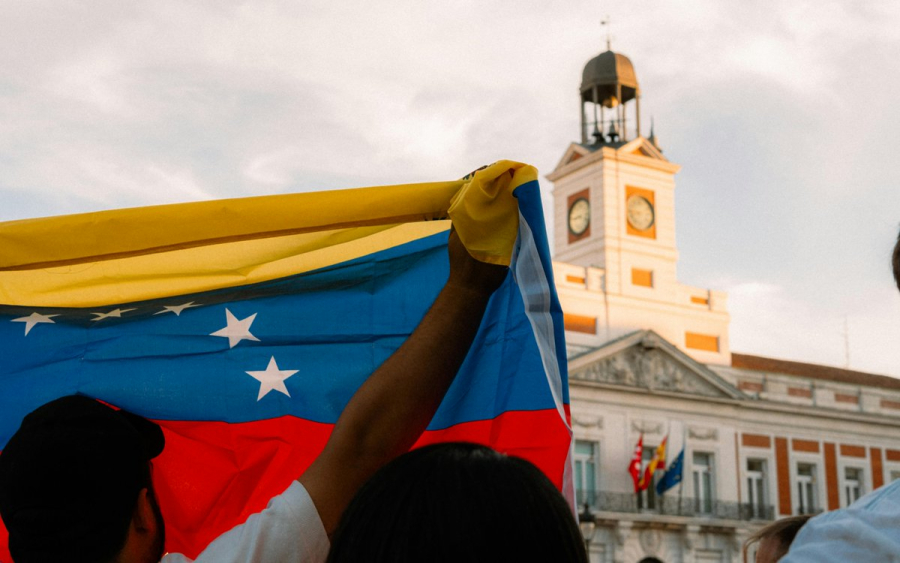 Oposição exige novas eleições na Venezuela