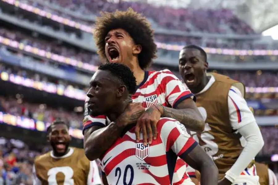 Estados Unidos dominam, goleiam Paraguai e estreiam com vitória na Copa do Mundo