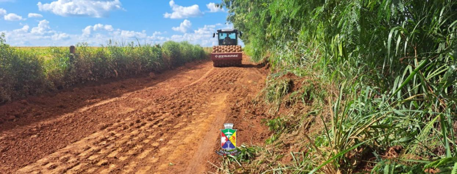 Prefeitura intensifica melhorias nas estradas rurais