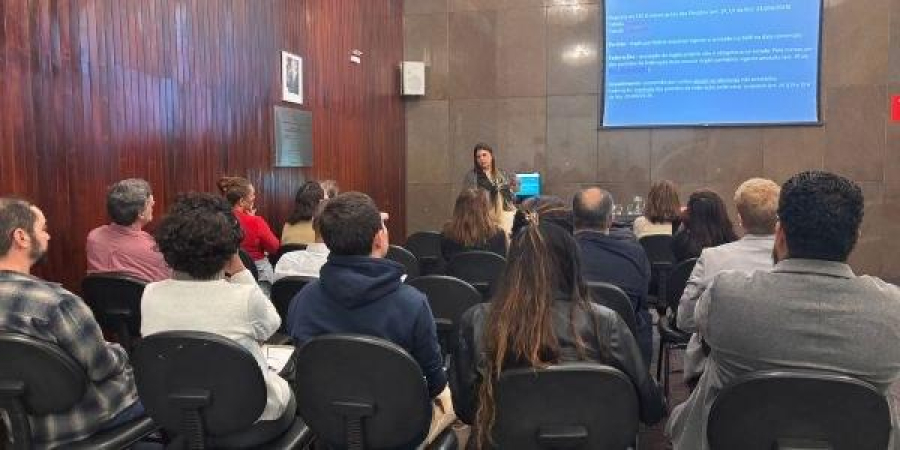 TRE-MG orienta partidos e pré-candidatos sobre registro de candidaturas e prestação de contas para as Eleições 2026