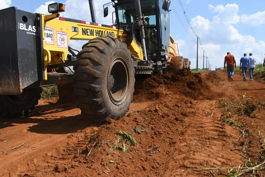 Patrocínio inicia construção de complexo esportivo no bairro Congonhas